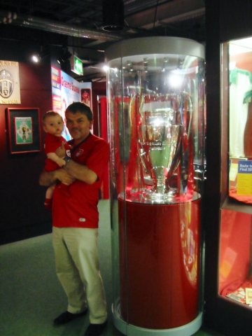 daddyintroducinglilitohisculturalheritagetheeuropeanchampionscup.jpg