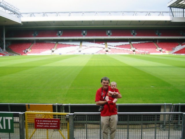 lilianddaddyonthespionkop.jpg