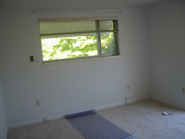 masterbedroom.jpg