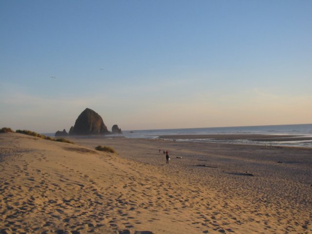 cannonbeach.jpg