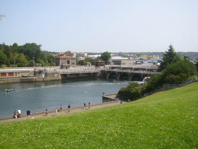 ballardlocks.jpg