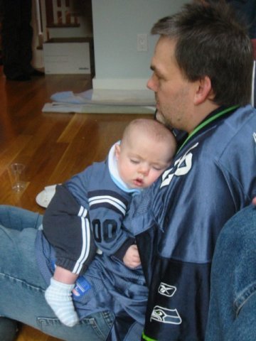 liamtriestosleepduringtheseahawksloss.jpg